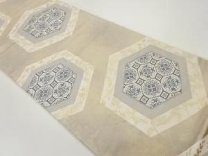 手持ち亀甲に草葉・鳥・蜀江華文模様織出し袋帯